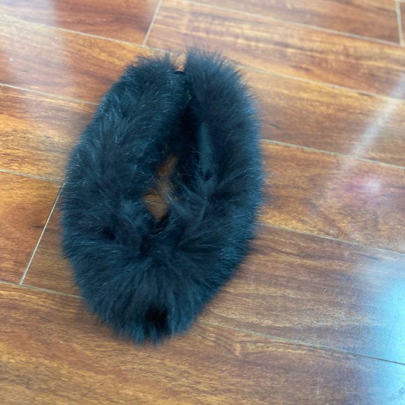 Mitchie’s Matching Accessories - 🌸 Mitchie’s Matching Headband Winter Wrap  Hat.